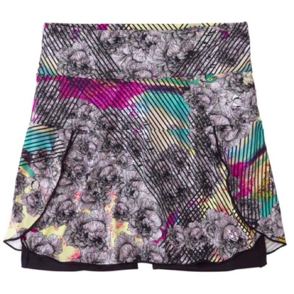 Mana Threads Terra Skort Graffiti Bloom Activewear Ladies Medium - Picture 3 of 10